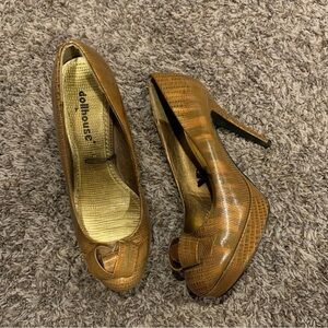 Women’s Dollhouse Heels